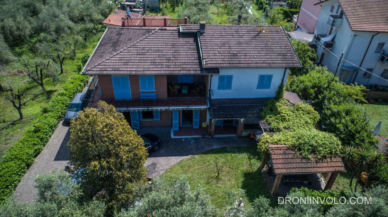 Casa Degli Zii Appartamento Letizia Luni Exterior foto